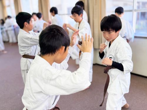 少年部の稽古 1