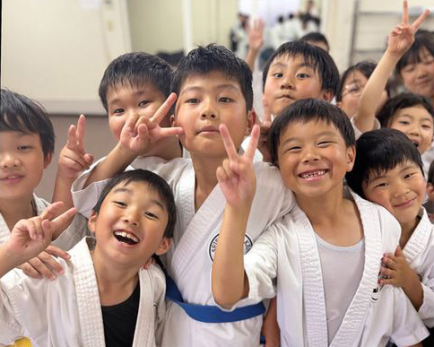 幼年部の稽古 1
